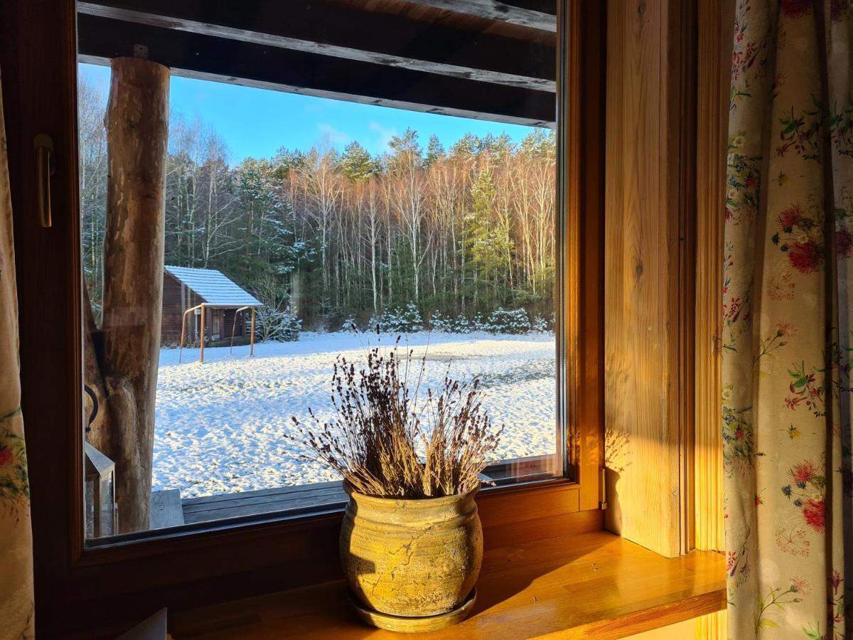 Dworek Ogrodniki, Caloroczny Dom Na Wylacznosc, Basen, Sauna, Las, Staw Rybny, Altana Grillowa, Ognisko, Pianino, Kominek, Piec Chlebowy, Duza Ogrodzona Posesja Tuczna Dış mekan fotoğraf