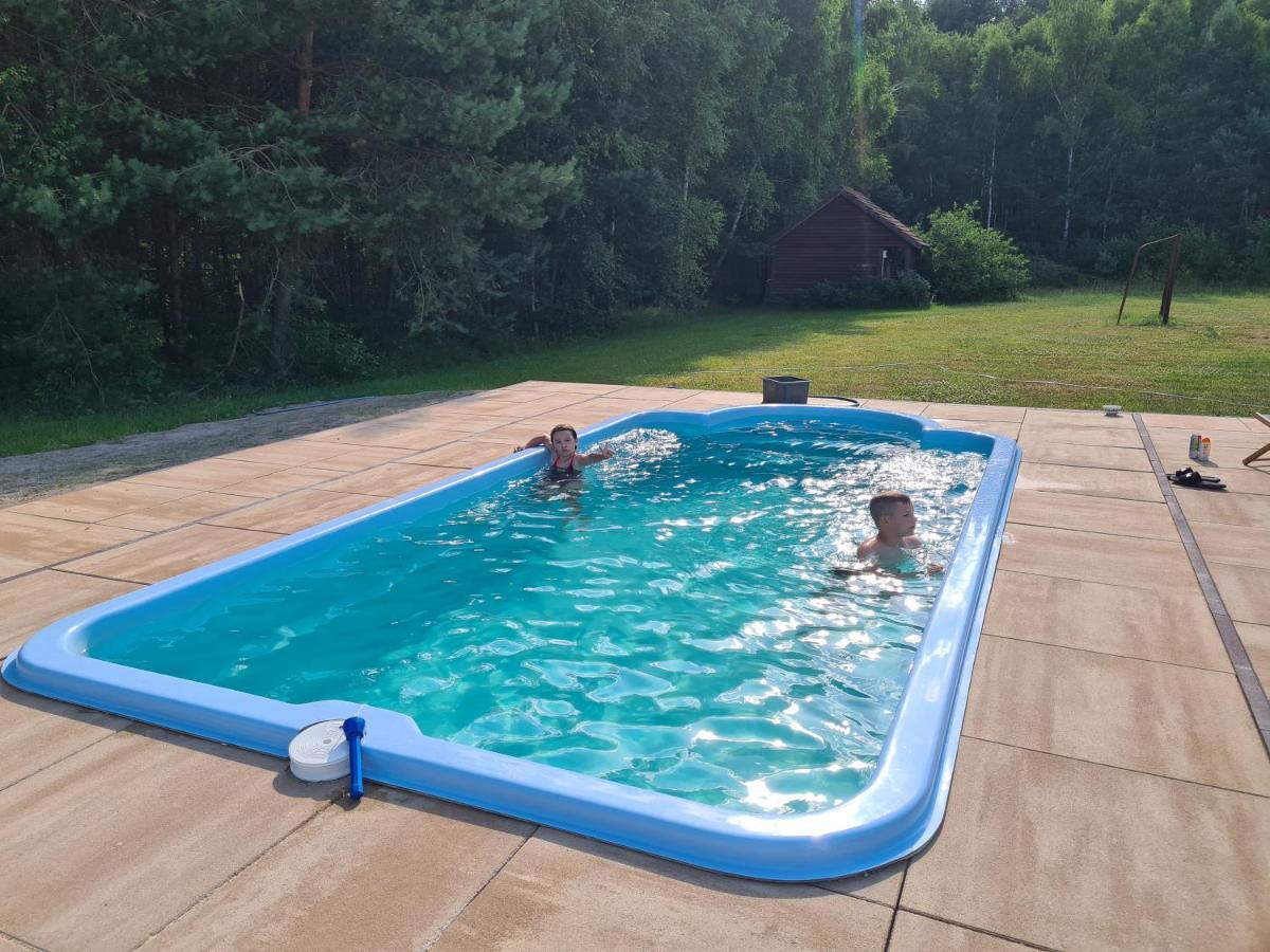 Dworek Ogrodniki, Caloroczny Dom Na Wylacznosc, Basen, Sauna, Las, Staw Rybny, Altana Grillowa, Ognisko, Pianino, Kominek, Piec Chlebowy, Duza Ogrodzona Posesja Tuczna Dış mekan fotoğraf