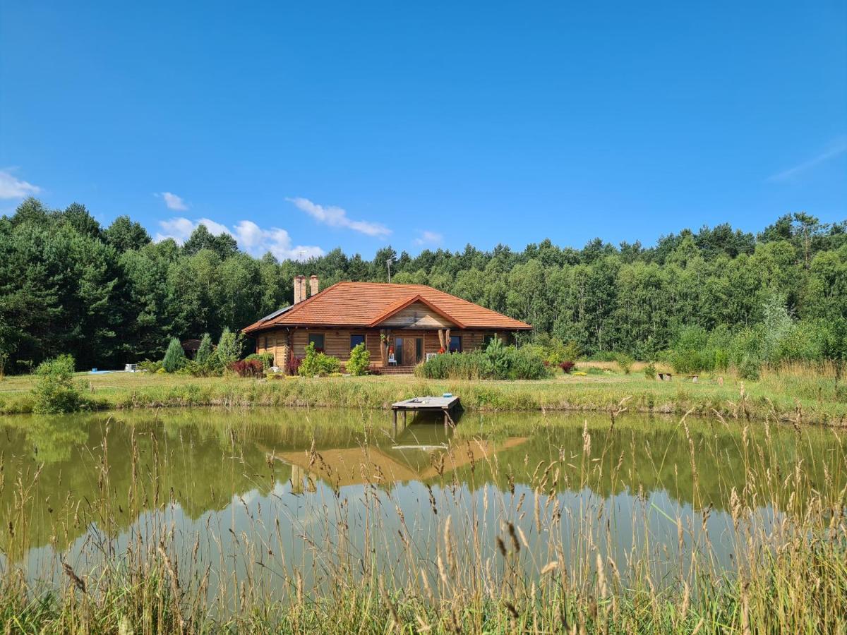 Dworek Ogrodniki, Caloroczny Dom Na Wylacznosc, Basen, Sauna, Las, Staw Rybny, Altana Grillowa, Ognisko, Pianino, Kominek, Piec Chlebowy, Duza Ogrodzona Posesja Tuczna Dış mekan fotoğraf