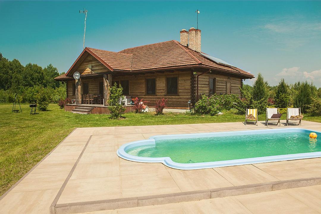 Dworek Ogrodniki, Caloroczny Dom Na Wylacznosc, Basen, Sauna, Las, Staw Rybny, Altana Grillowa, Ognisko, Pianino, Kominek, Piec Chlebowy, Duza Ogrodzona Posesja Tuczna Dış mekan fotoğraf